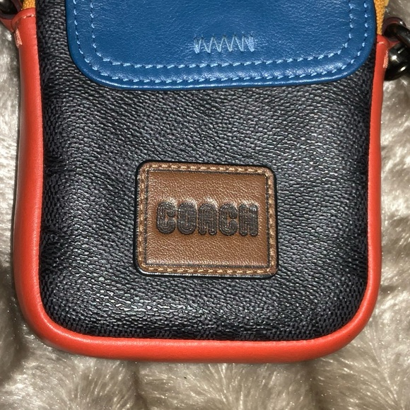 COACH Pacer Covertible Pouch Crossbody Beltbag Signature Colorblock Multi - Picture 9 of 10